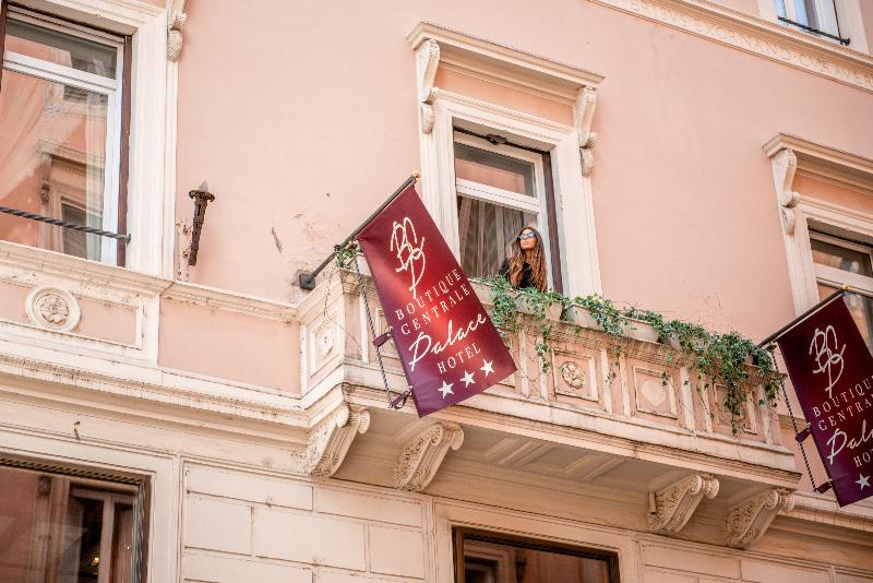 Boutique Centrale Palace - Genel