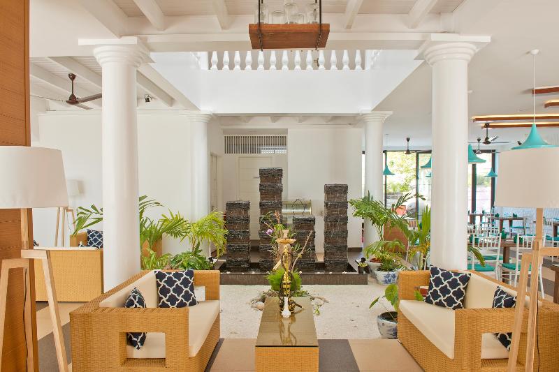 Crystal Sands Beach Hotel - Lobi