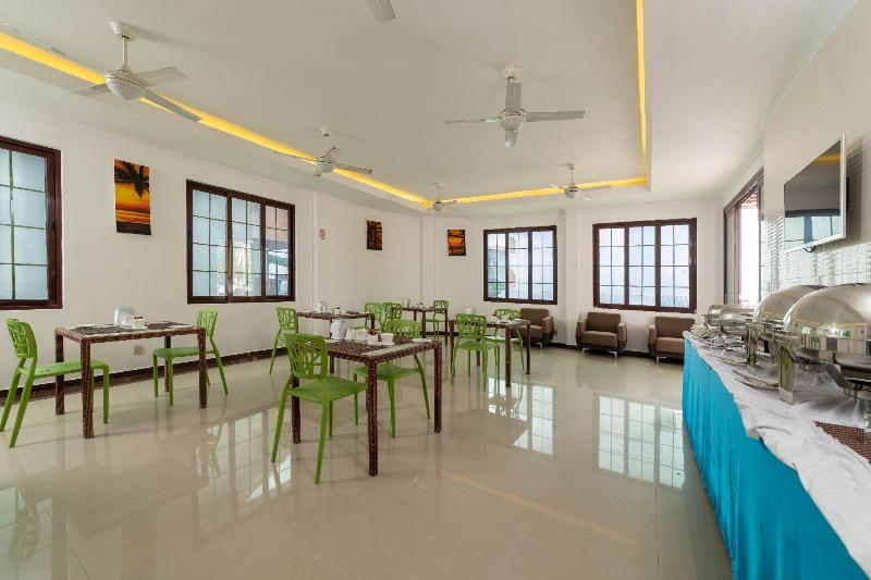 Crystal Sands Beach Hotel - Genel