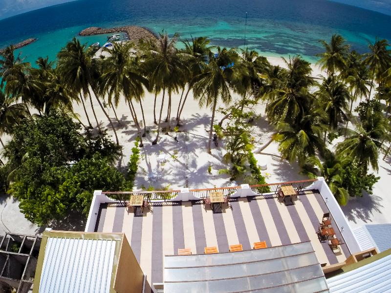 Crystal Sands Beach Hotel - Genel