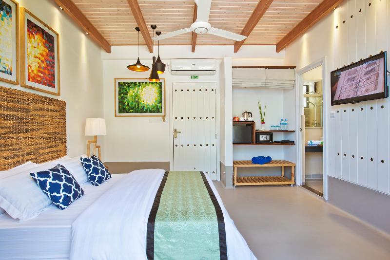 Crystal Sands Beach Hotel - Oda
