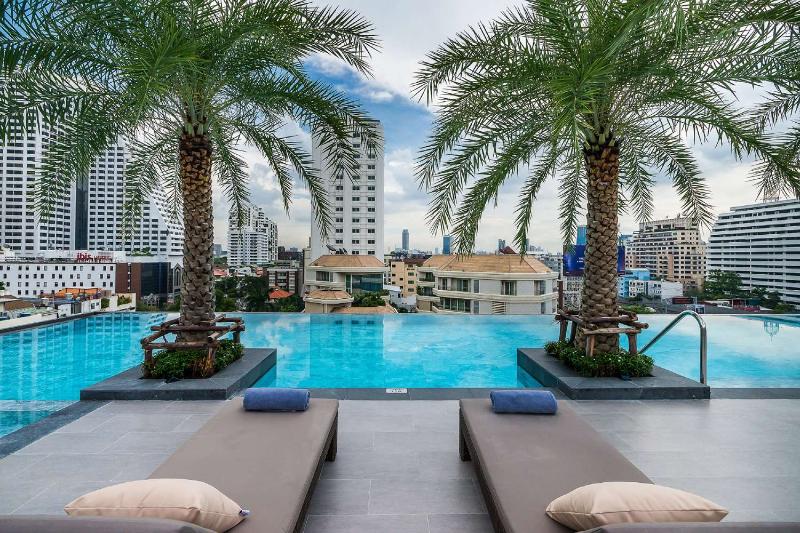 SureStay Plus Hotel by Best Western Sukhumvit 2 - Havuz
