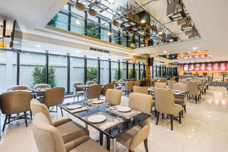 SureStay Plus Hotel by Best Western Sukhumvit 2 - Restoran