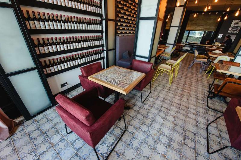 Euphoria Hotel - Lobi