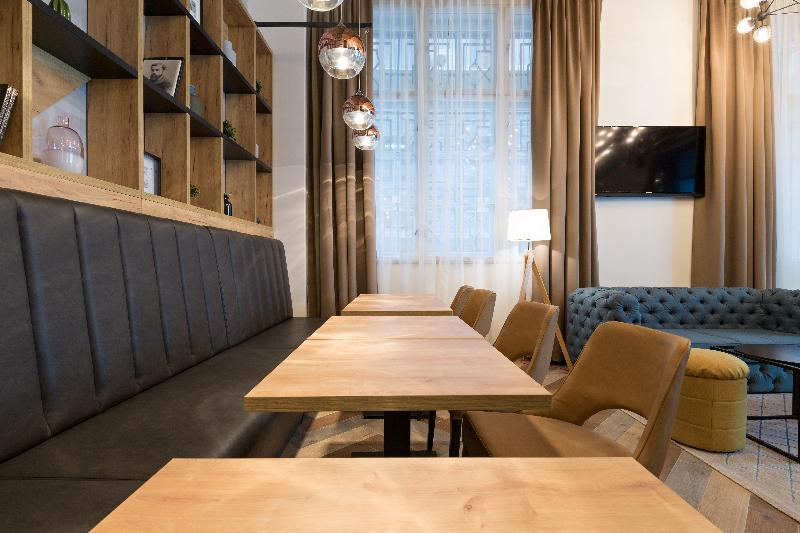 Hotel Capital - Bar