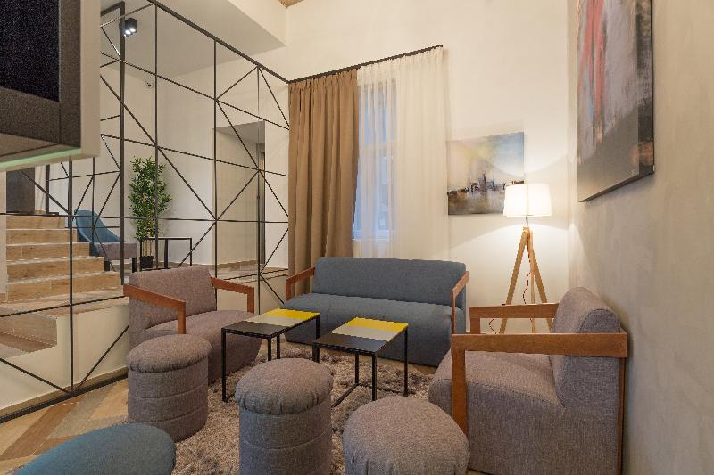 Hotel Capital - Genel
