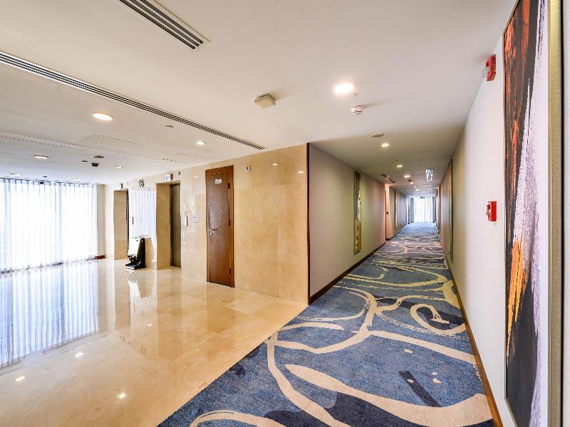 DoubleTree by Hilton Jeddah Al Andalus Mall - Lobi