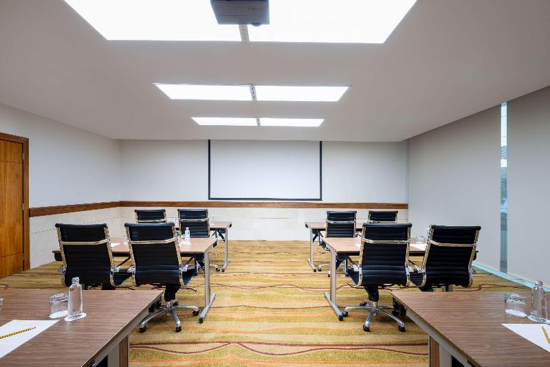 DoubleTree by Hilton Jeddah Al Andalus Mall - Genel
