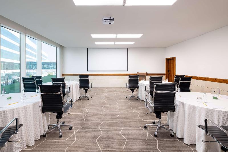 DoubleTree by Hilton Jeddah Al Andalus Mall - Genel
