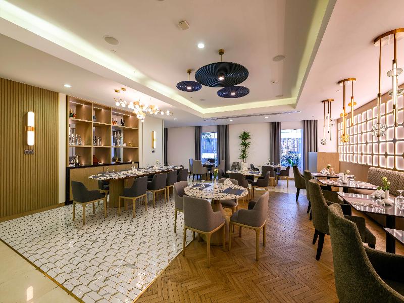 DoubleTree by Hilton Jeddah Al Andalus Mall - Restoran
