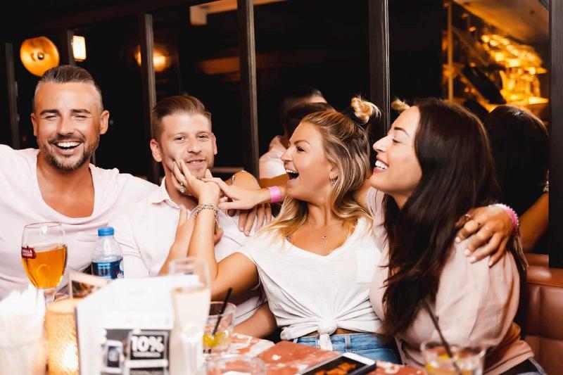 Crowne Plaza Muscat OCEC - Bar
