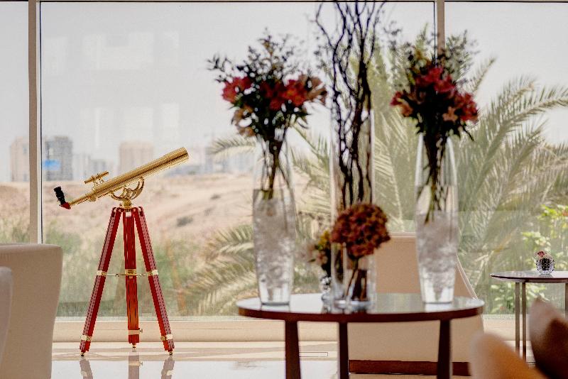 Crowne Plaza Muscat OCEC - Genel