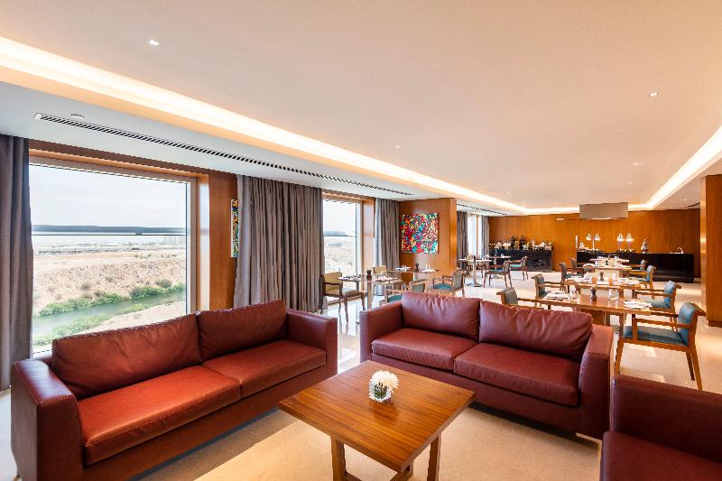 Crowne Plaza Muscat OCEC - Genel