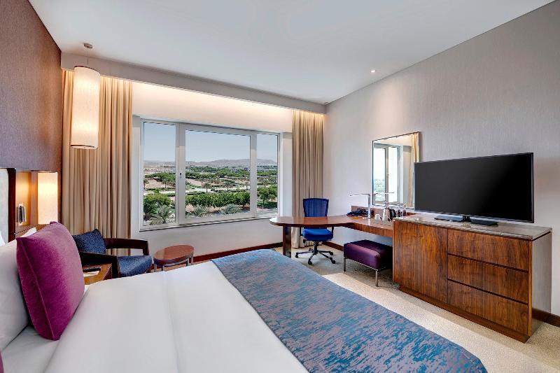 Crowne Plaza Muscat OCEC - Oda