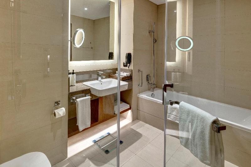 Crowne Plaza Muscat OCEC - Oda