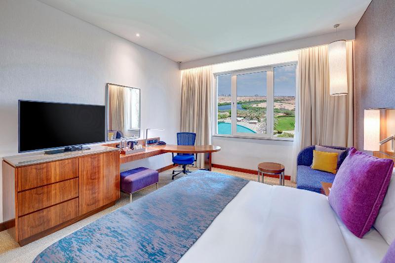 Crowne Plaza Muscat OCEC - Oda