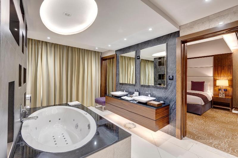 Crowne Plaza Muscat OCEC - Oda