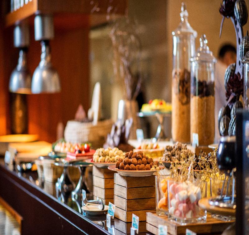 Crowne Plaza Muscat OCEC - Restoran