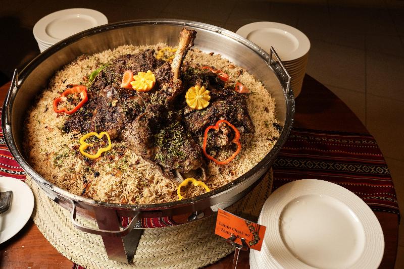 Crowne Plaza Muscat OCEC - Restoran