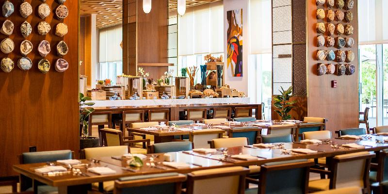 Crowne Plaza Muscat OCEC - Restoran