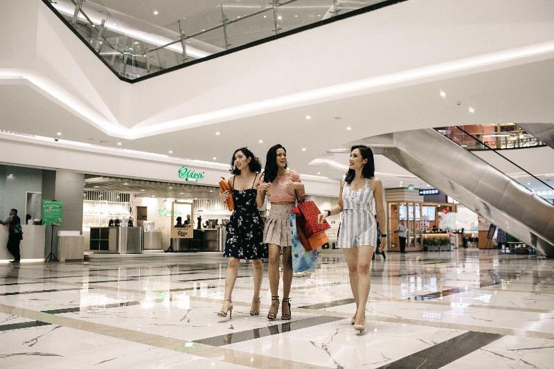 Holiday Inn & Suites Jakarta Gajah Mada - Genel