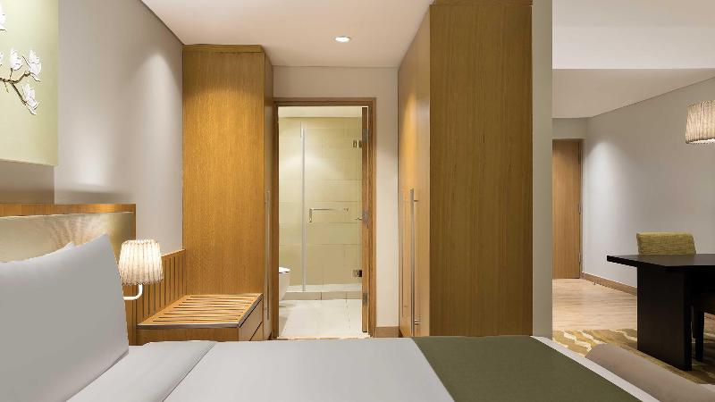 Holiday Inn & Suites Jakarta Gajah Mada - Oda