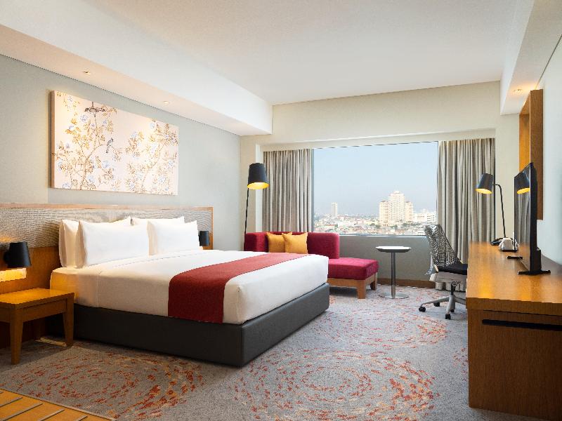 Holiday Inn & Suites Jakarta Gajah Mada - Oda