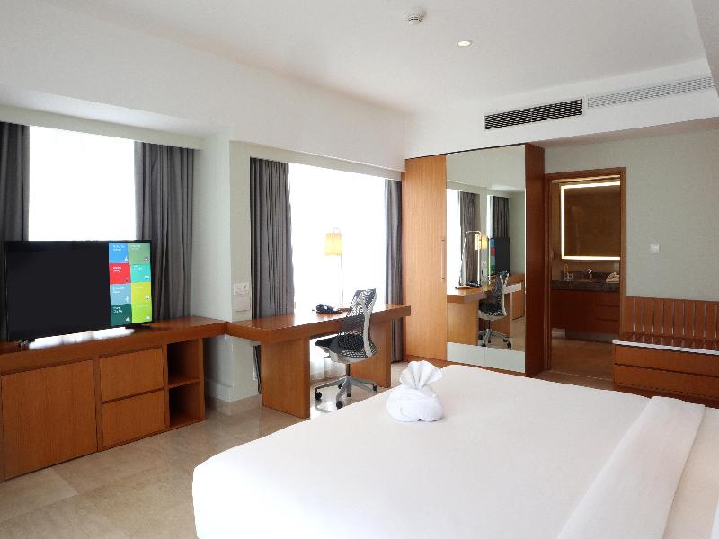 Holiday Inn & Suites Jakarta Gajah Mada - Oda
