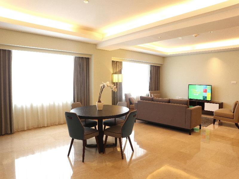 Holiday Inn & Suites Jakarta Gajah Mada - Oda