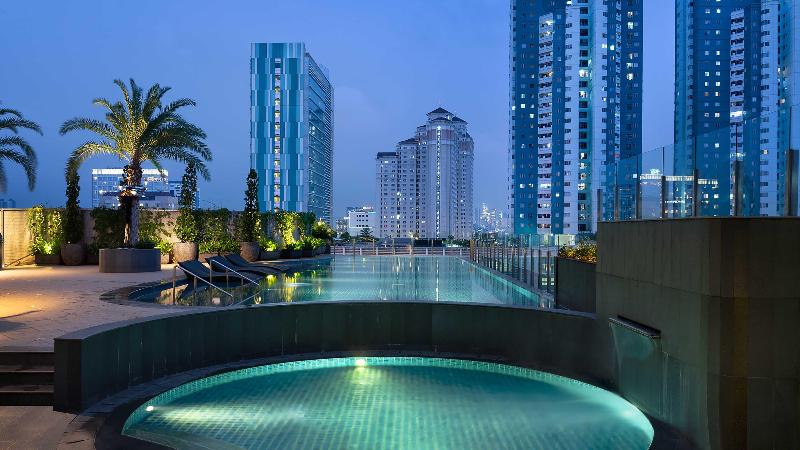 Holiday Inn & Suites Jakarta Gajah Mada - Havuz