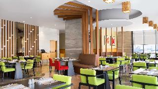 Holiday Inn & Suites Jakarta Gajah Mada fotoÄŸrafÄ±