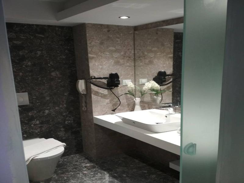 Akti Imperial Deluxe Resort & Spa Dolce by Wyndham - Oda