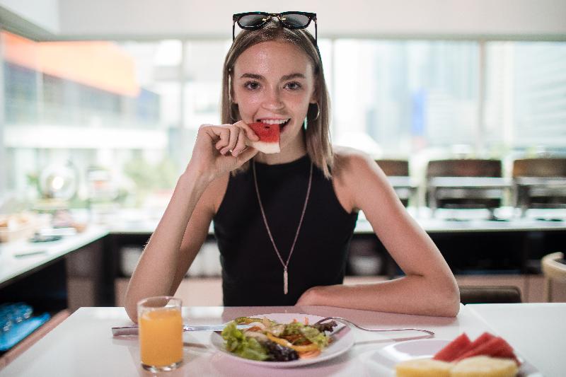 Sora Hotel Silom - Restoran