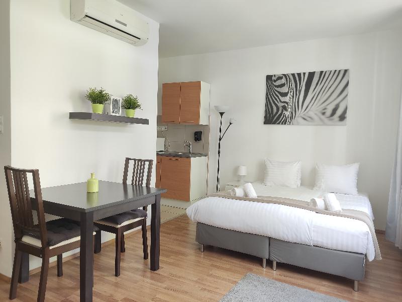 Corvin Center Suites - Oda