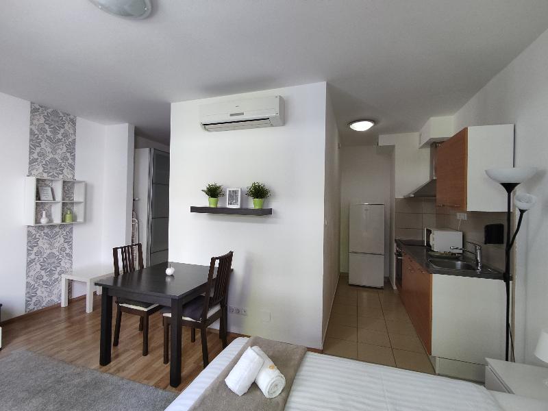 Corvin Center Suites - Oda