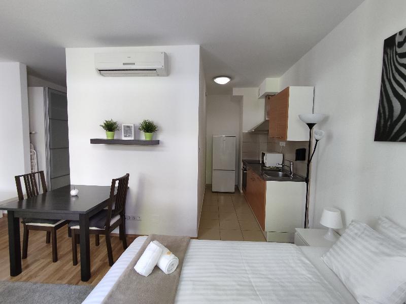 Corvin Center Suites - Oda