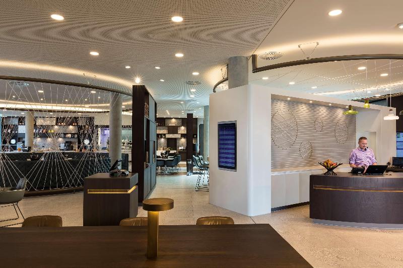 Hyatt Place Frankfurt Airport - Lobi