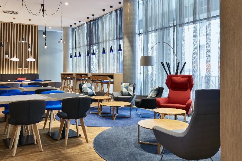 Holiday Inn Express Berlin-Alexanderplatz - Genel