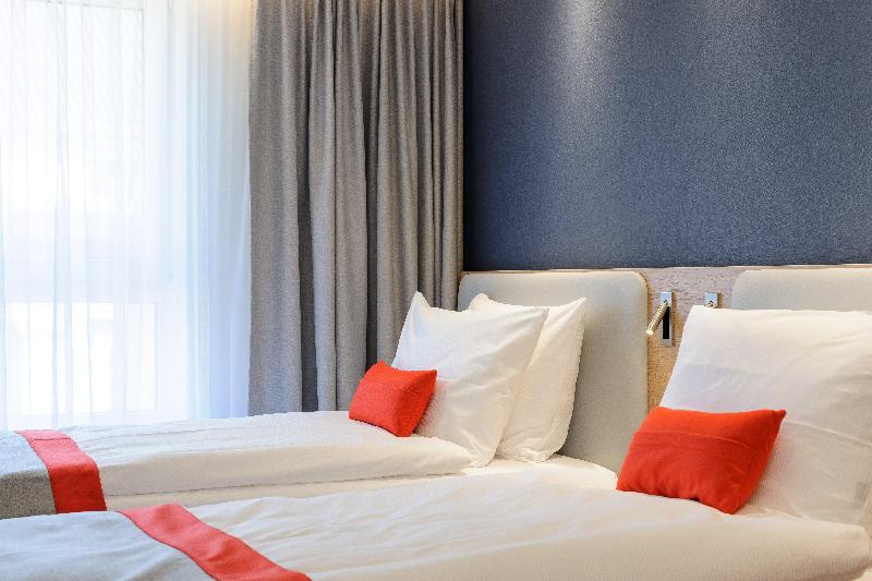 Holiday Inn Express Berlin-Alexanderplatz - Oda