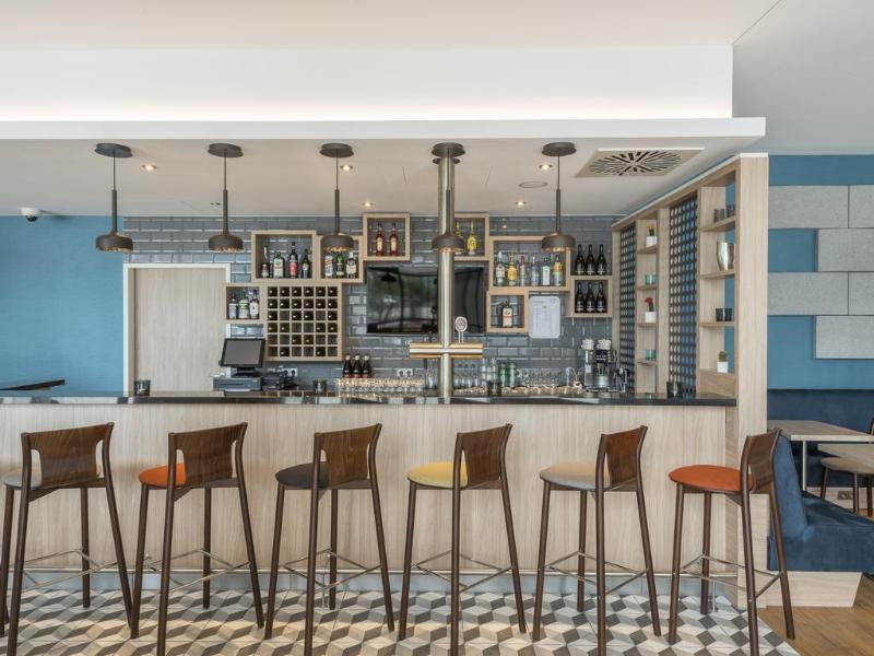 Premier Inn Freiburg City Süd - Bar