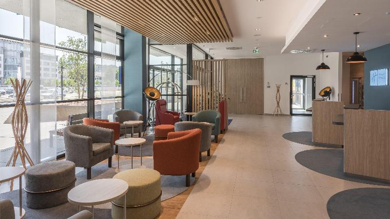 Premier Inn Freiburg City Süd - Lobi