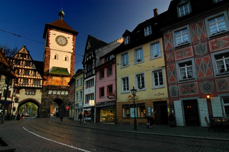 Premier Inn Freiburg City Süd - Genel