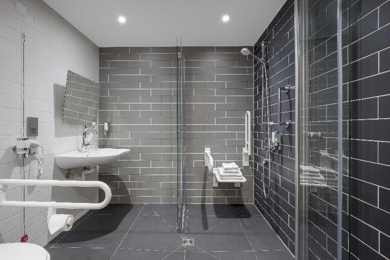 Premier Inn Freiburg City Süd - Oda