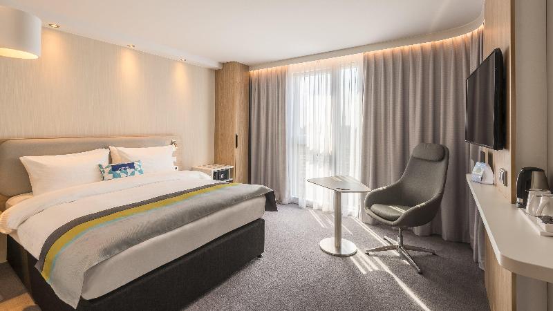 Premier Inn Freiburg City Süd - Oda