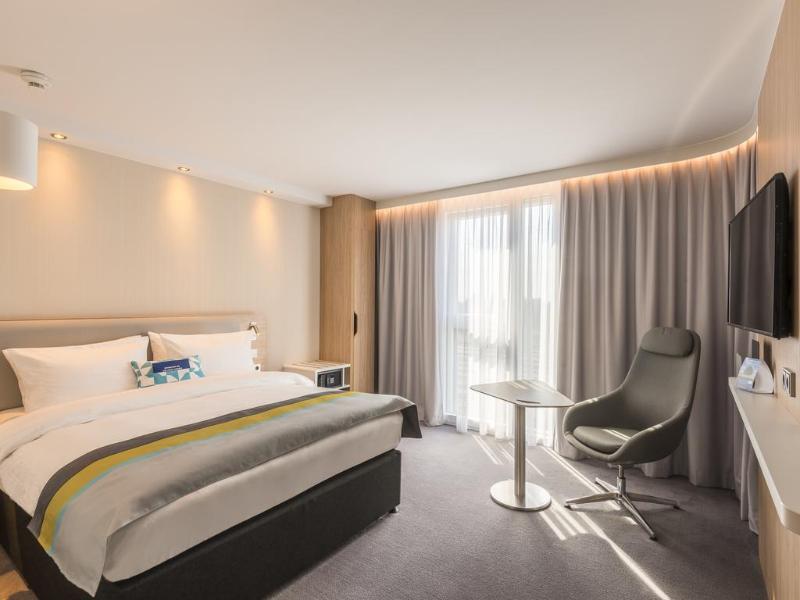 Premier Inn Freiburg City Süd - Oda
