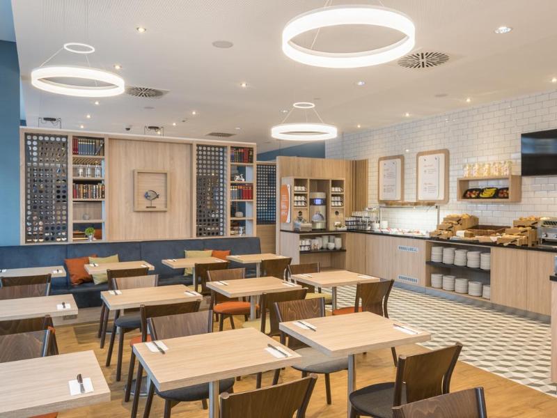 Premier Inn Freiburg City Süd - Restoran