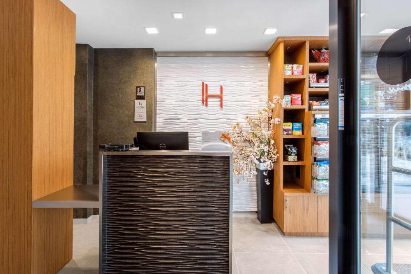 Insignia Hotel Ascend Hotel Collection - Lobi