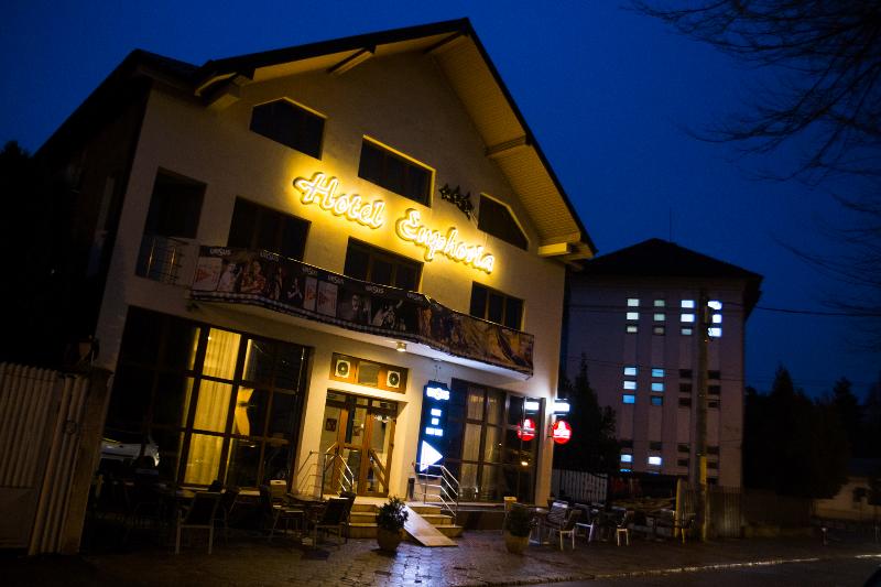 Hotel Euphoria - Genel