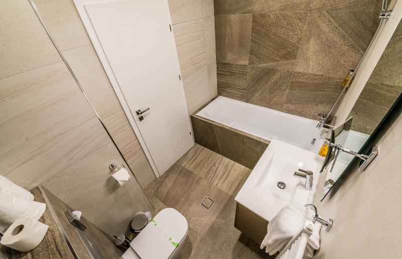 UBA Accommodation Aparthotel - Oda