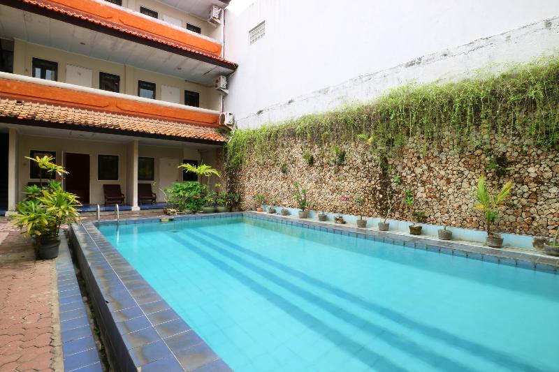Sanur Ayu Hotel by ZUZU - Havuz